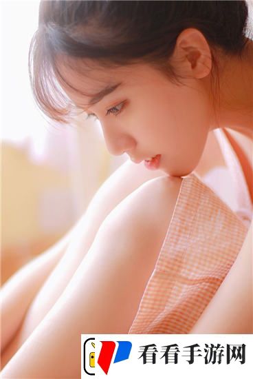 女学生被 c 扒衣服网站迅速传播，网友：网络暴力让人心生恐惧！