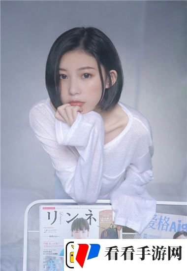 《丰满的女邻居》三级热度攀升，网友：剧情细节爆表，让人欲罢不能！