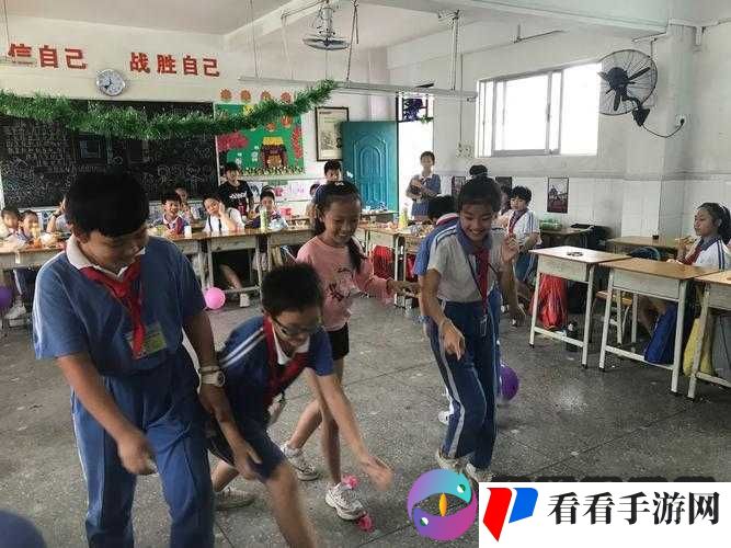 铜锵锵锵锵锵锵游戏大全:趣味挑战冒险三合一