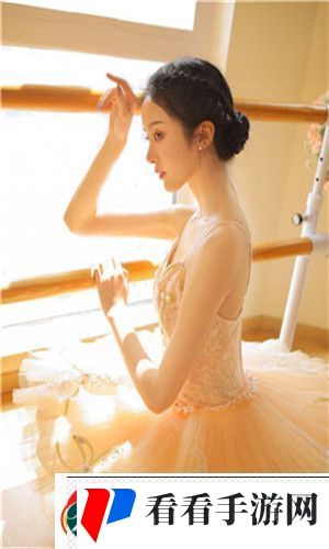 久久久**av精品亚洲油麻菜是否值得下载？从功能到实用性全面剖析！