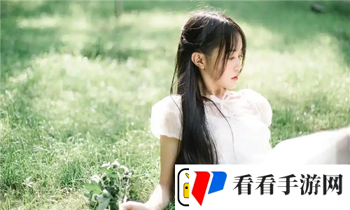 瞒着老公加班的HR中字视频热传