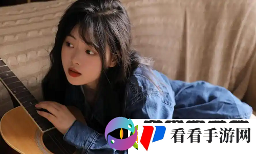 几个装修工人把我压在茶几