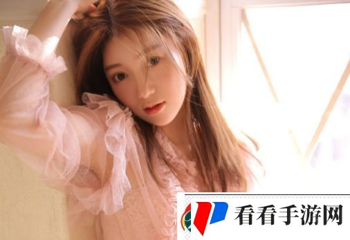 国产**鲁鲁视频草莓av内容怎么样，网友：情节设计非常吸引人！