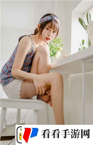 女被 c 黄扒衣服91引发热议，网友：这种行为怎么能被纵容！