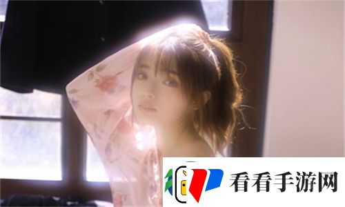 一边下奶一吃敷面膜视频
