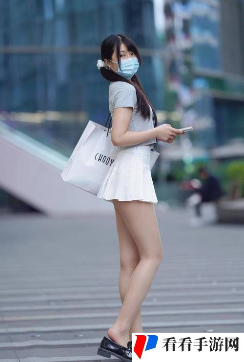 齐b小裙敢玩