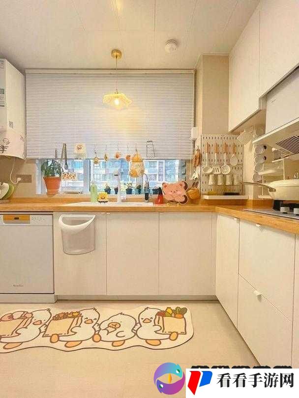 从厨房到客厅沙发的奇妙旅程:探索家居空间的别样韵味