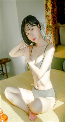 一面膜胸口一面吃下部位片段