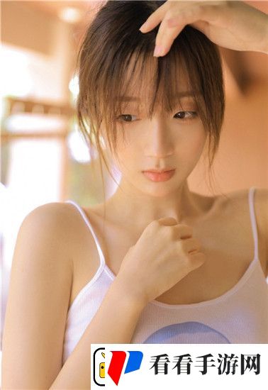 三年片在线观看免费版第三季引领新潮流，网友：每一集都充满惊喜，剧情真燃！