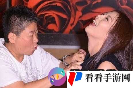 我的大胸好想让男人揉,渴望被温柔抚摸的独特体验