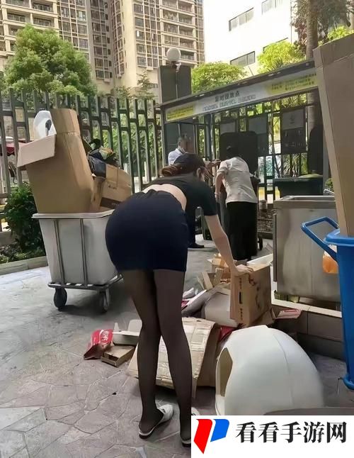 老婆被快递员干了一下午