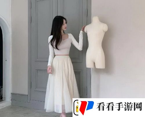 女性扒开看个够，网友：这种现象背后的故事真让人惊讶！  