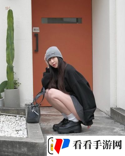 坐着扦**b有什么好处，网友：真是太实用了，简直懒人福音！