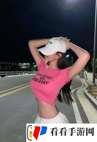 男生女生在一起愁愁愁大全追逐梦想，网友：爱情与理想的碰撞让人心痛20个字！