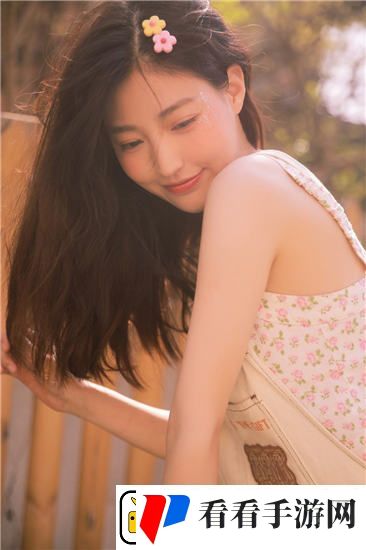女被 c 黄扒衣服办公室引发热议，网友：这种行为令人无法忍受！