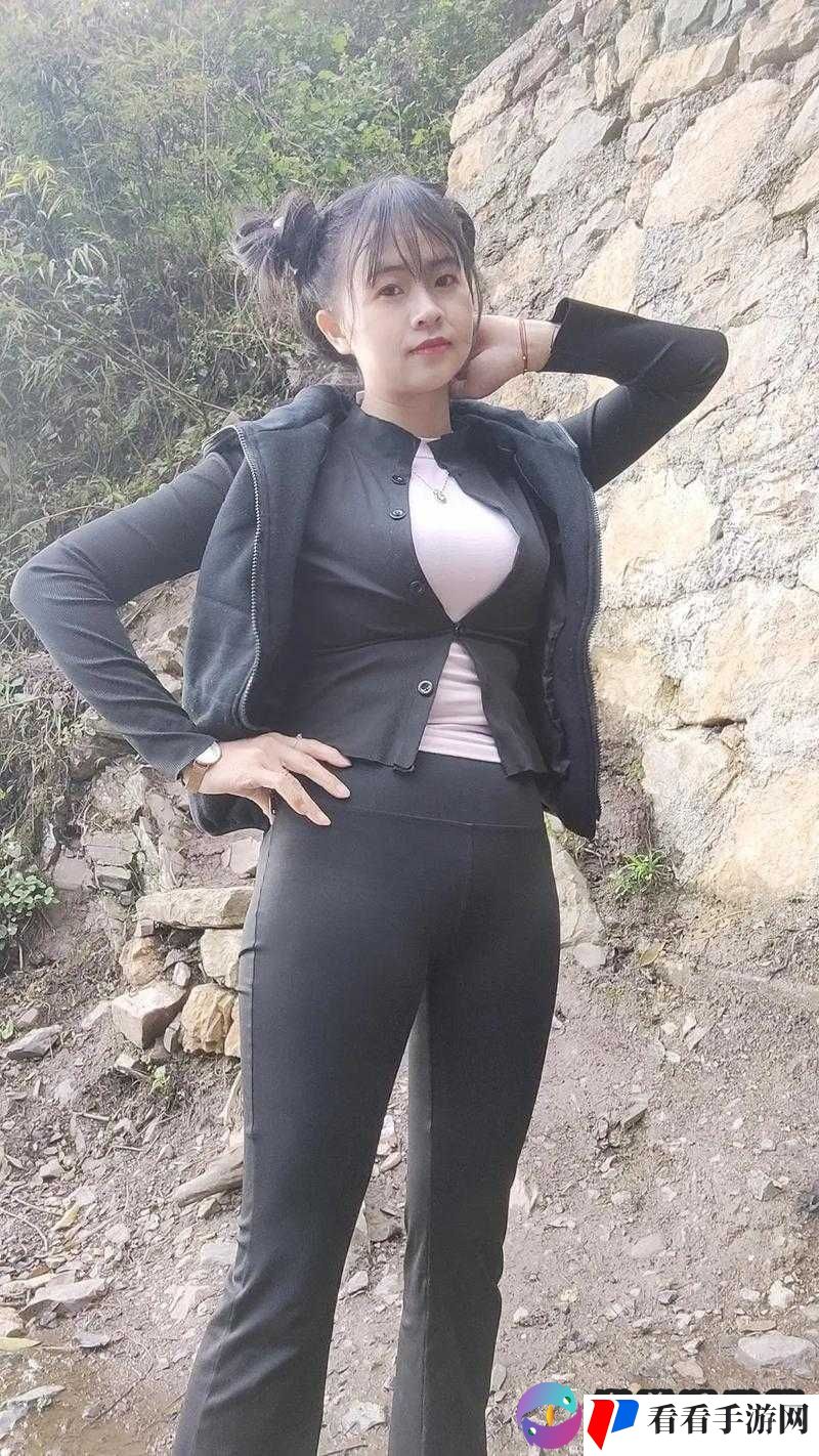 丰满少妇凹凸 BB：BB 是合法的吗？