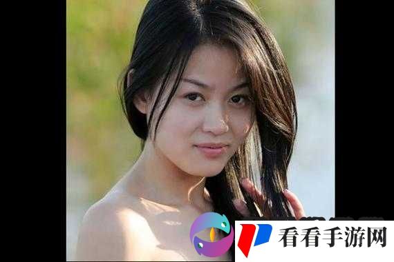 汤芳**艺术照：展现人体之美