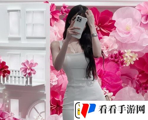 无尽❌裸体❌白丝❌动漫的奇妙世界