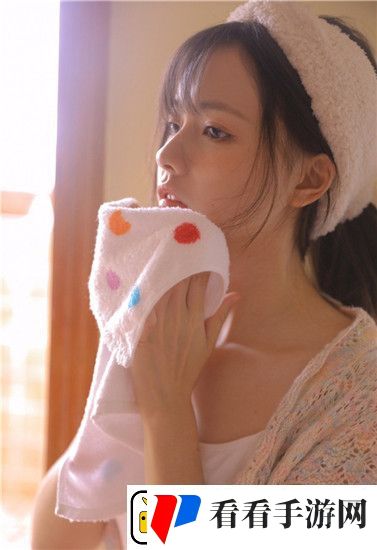 19岁大学生免费观看电视剧挑战传统模式，网友：电视无边界，超赞体验！