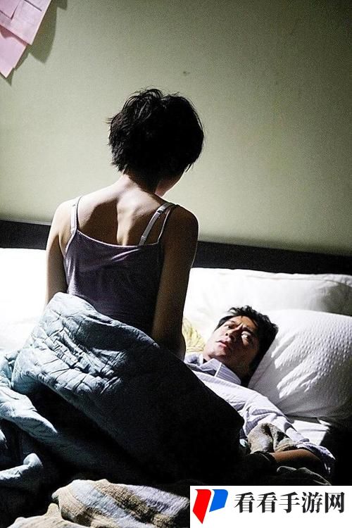 男女一起嗟嗟嗟很痛原声无马