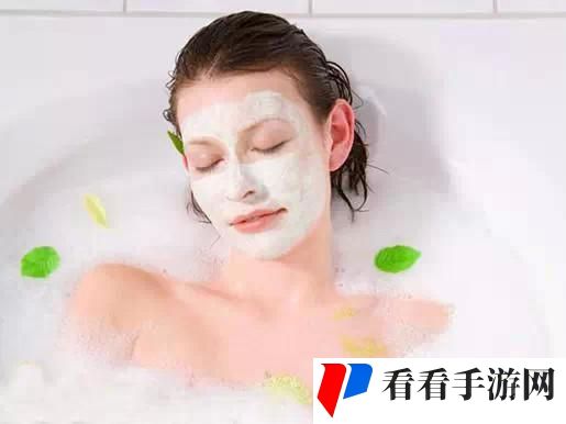一边敷面膜一边洗澡