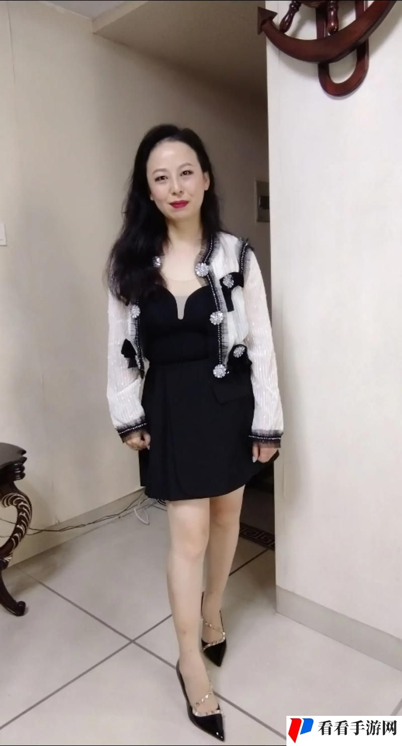 outrapay中老年**